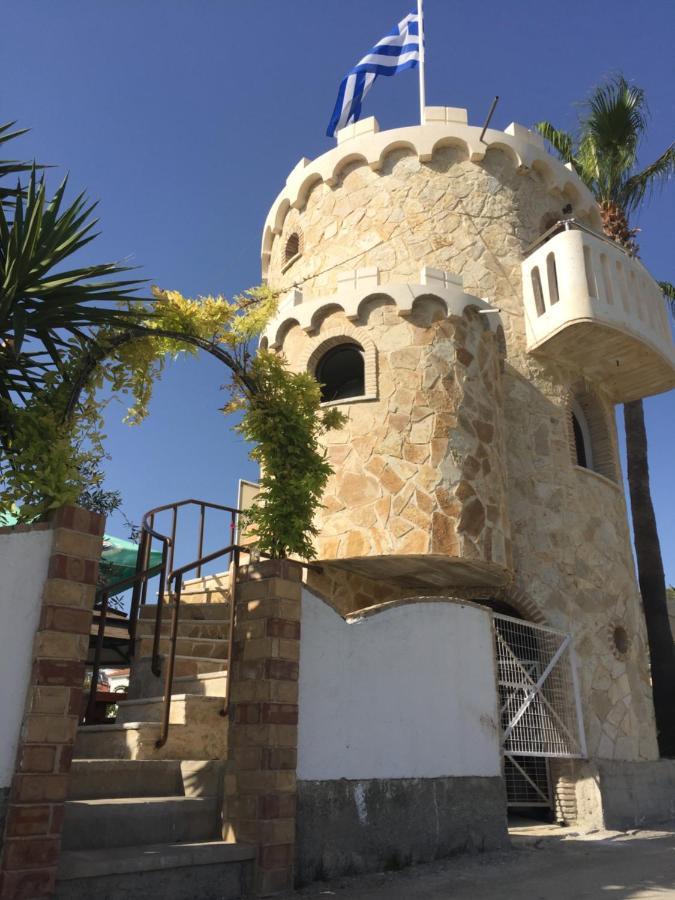 Antonis Apartments Kalamákion エクステリア 写真